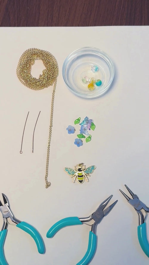 Honeybee keychain bag charm